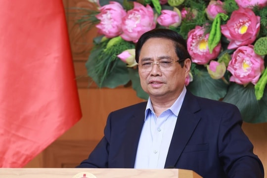 PM urges review of two-tier local government operation