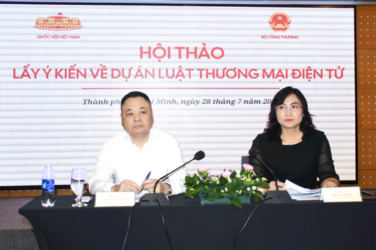 Thường trực Ủy ban Kinh tế và Tài chính lấy ý kiến về dự án Luật Thương mại điện tử