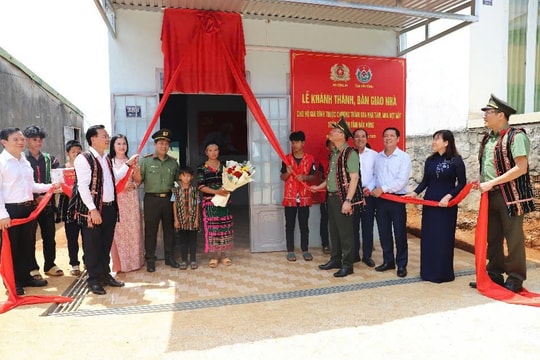 Công an tỉnh Lâm Đồng hoàn thành đợt cao điểm xóa nhà tạm, nhà dột nát