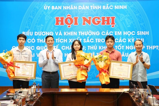 Hải Phòng, Bắc Ninh thưởng hàng trăm triệu đồng cho học sinh giành Huy chương Olympic Quốc tế