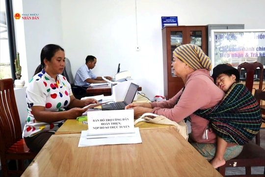 Gần dân, sát dân từ tiếng nói bản địa