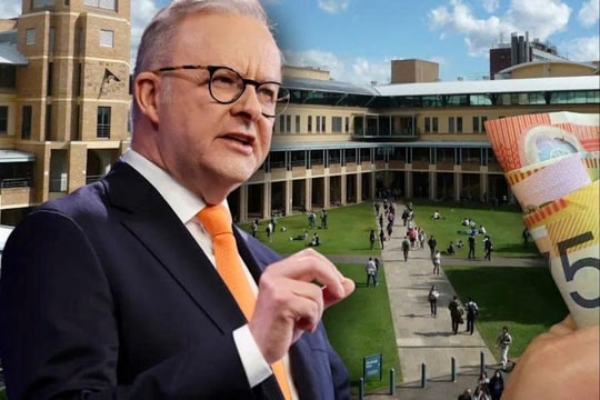 Nghị viện Australia thông qua luật xóa nợ cho sinh viên