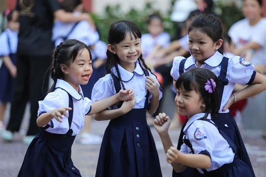 Bộ GD-ĐT yêu cầu trường học tăng cường công tác phòng, chống bệnh sốt xuất huyết và dịch bệnh mùa hè