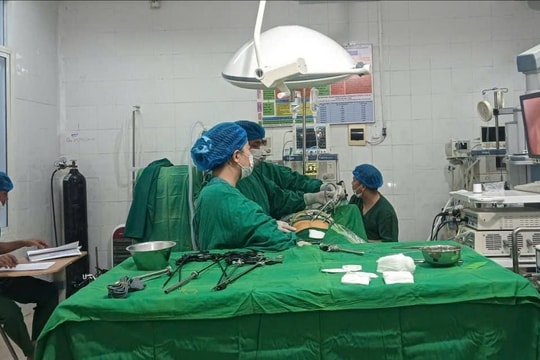 Mổ khẩn cấp cho bệnh nhân đảo ngược phủ tạng