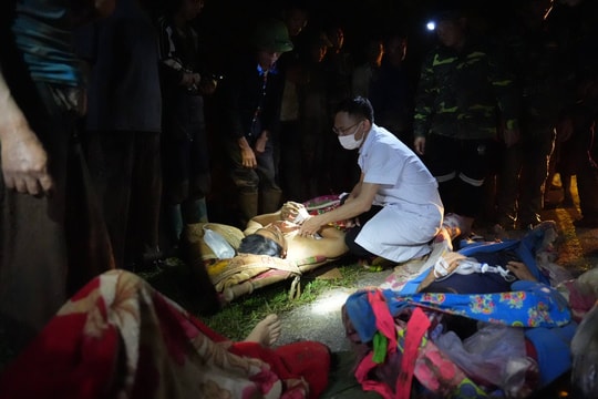 Điện Biên tập trung cấp cứu bệnh nhân bị thương nặng do thiên tai mưa lũ