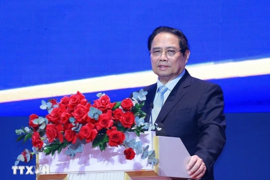 PM asks HCM City, Da Nang to mobilise resources for IFC