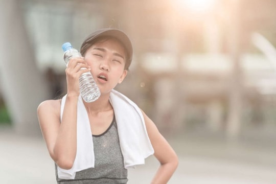 Nắng nóng kéo dài: Mối đe dọa nghiêm trọng với người bệnh tim mạch