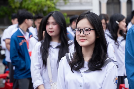 Học sinh trường chuyên ở Ninh Bình được hỗ trợ tới 2,4 triệu đồng/tháng