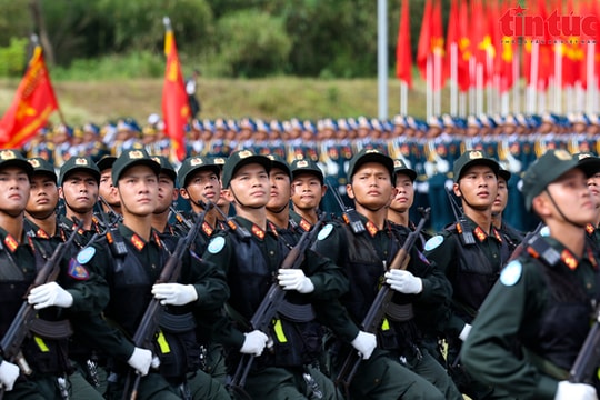 Gần 16.000 cán bộ, chiến sĩ hợp luyện diễu binh, diễu hành chuẩn bị cho lễ kỷ niệm trọng đại