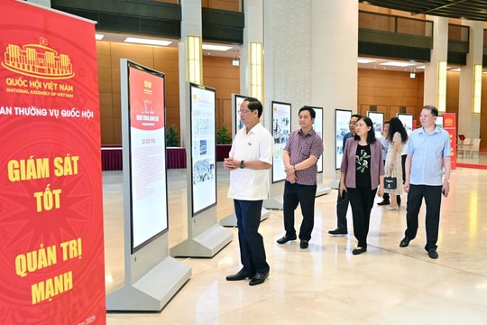 Phó Chủ tịch Quốc hội, Thượng tướng Trần Quang Phương kiểm tra công tác chuẩn bị tổ chức Diễn đàn của Quốc hội về hoạt động giám sát