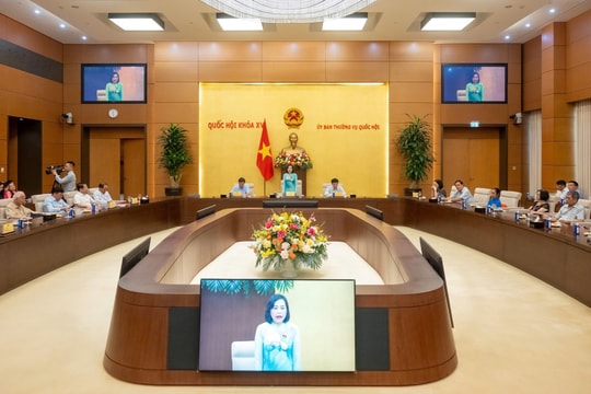 Đoàn ĐBQH tỉnh Ninh Bình góp phần viết nên những trang sử vẻ vang của Quốc hội Việt Nam