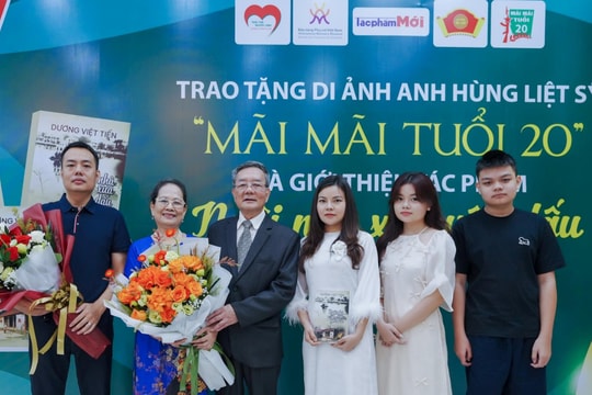 Lời nhắc nhở về ký ức hào hùng...