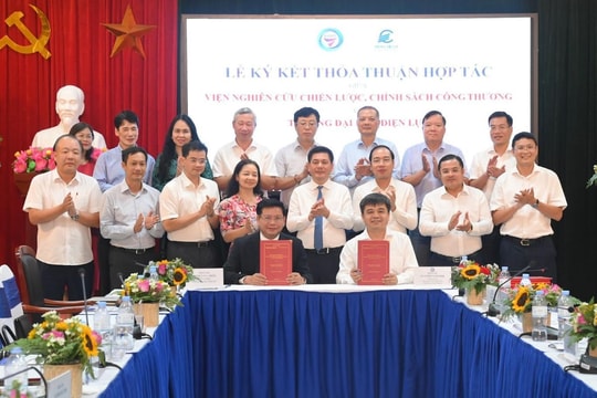 Trường Đại học Điện lực ký kết Thỏa thuận hợp tác với Viện Nghiên cứu chiến lược, chính sách công thương