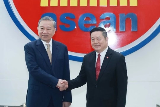 ASEAN Secretary-General praises Vietnam’s role in sustaining regional peace, growth