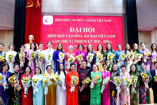 Ra mắt Hiệp hội Văn hóa áo dài Việt Nam