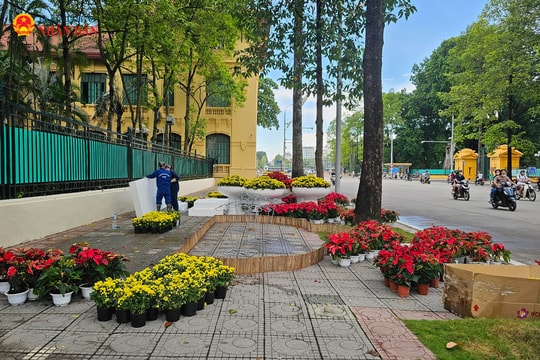 Hà Nội "làm đẹp" nhiều tuyến đường để phục vụ lễ Quốc khánh 2/9