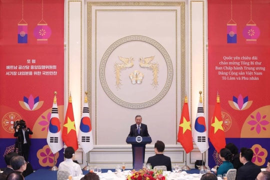 RoK President hosts state banquet for Vietnamese Party chief