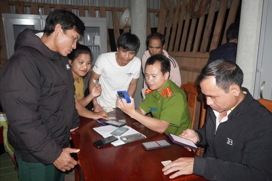 Lan tỏa Phong trào “Bình dân học vụ số” ở vùng sâu Tu Mơ Rông