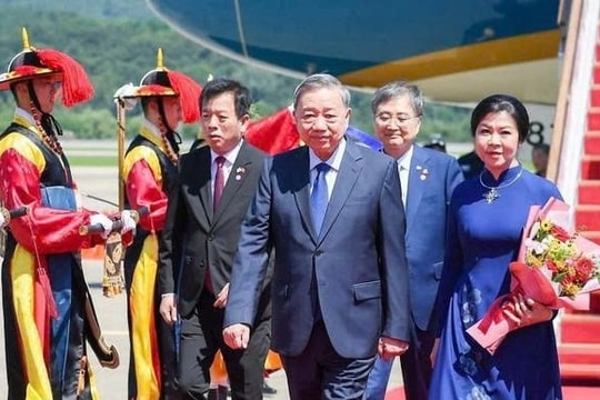 Tổng Bí thư Tô Lâm và Phu nhân bắt đầu thăm cấp Nhà nước Đại Hàn Dân Quốc