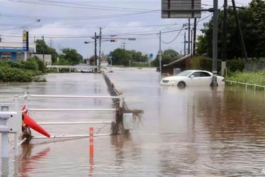 Nhật Bản kêu gọi người dân sơ tán khẩn cấp vì mưa lớn khiến nhiều người mất tích