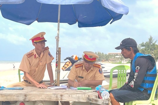 Lâm Đồng: Tăng cường tuần tra, kiểm soát bảo đảm an toàn giao thông đường thủy ven biển