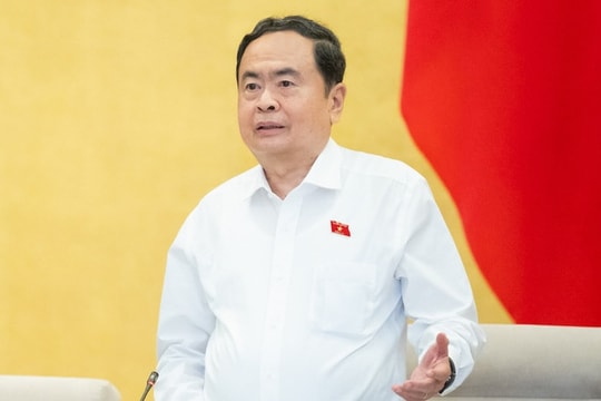 Chủ tịch Quốc hội Trần Thanh Mẫn ký ban hành nghị quyết về chương trình giám sát