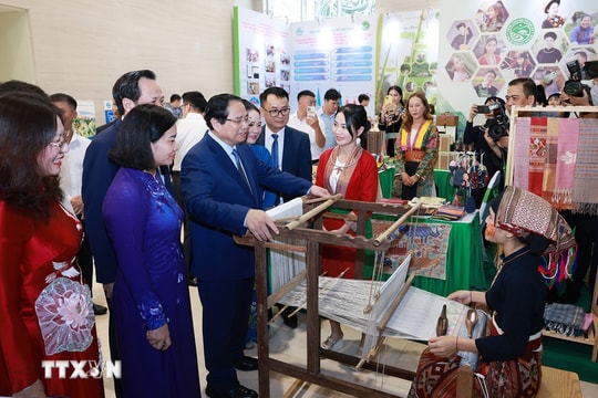 Thủ tướng Phạm Minh Chính chủ trì Hội nghị tổng kết Chương trình MTQG phát triển kinh tế - xã hội vùng đồng bào dân tộc thiểu số và miền núi