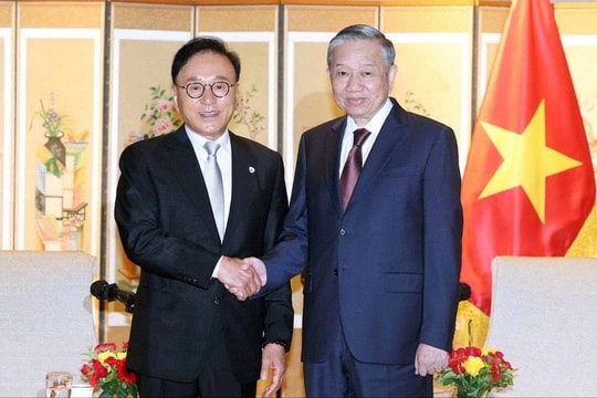 Tổng Bí thư Tô Lâm tiếp nguyên Tổng Lãnh sự danh dự Việt Nam tại Hàn Quốc