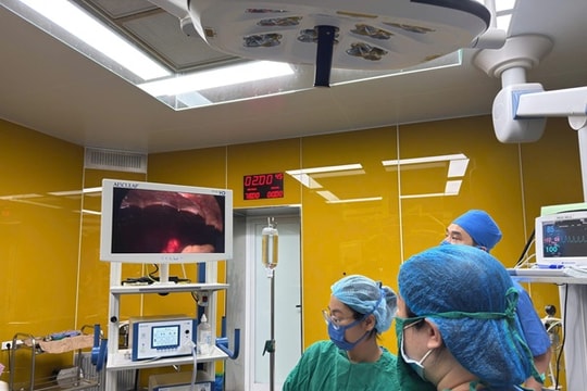 Giành lại sự sống cho sản phụ chửa ngoài tử cung vỡ, sốc mất máu nguy kịch