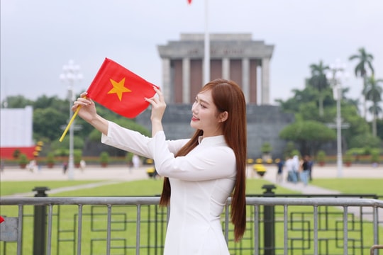 Lăng Bác, Nhà Quốc Hội, đường Độc Lập trở thành điểm 'Check-in' của hàng triệu người dân dịp Quốc khánh 2/9