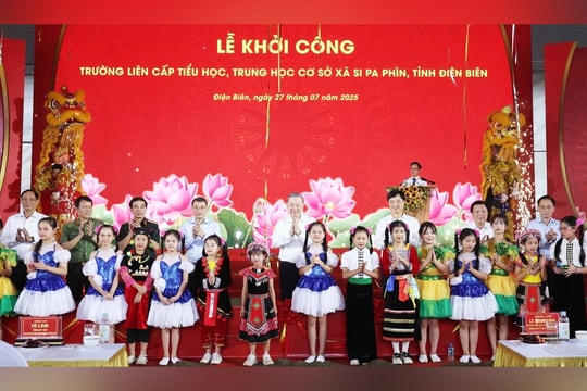 Thắp sáng tương lai vùng phên dậu của Tổ quốc