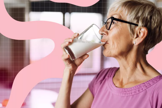 Uống sữa có thực sự giúp xương chắc khỏe như chúng ta vẫn nghĩ?