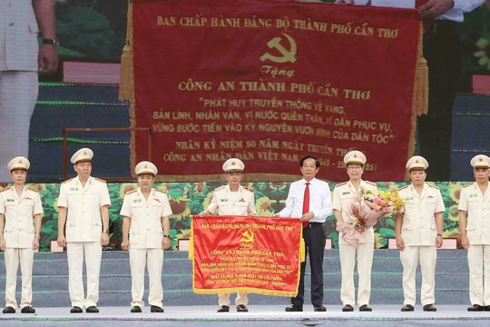 Công an TP. Cần Thơ kỷ niệm 80 năm Ngày truyền thống Công an Nhân dân