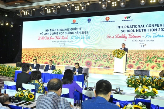 Sớm luật hóa các quy định về dinh dưỡng học đường