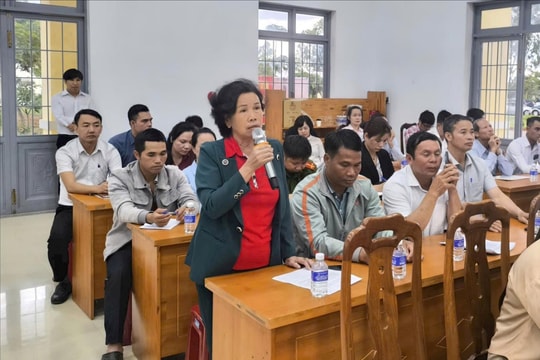 Cử tri kiến nghị tháo gỡ vướng mắc thủ tục hành chính sau sáp nhập