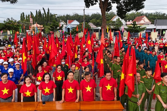 Lan tỏa khí thế từ hành trình “Cùng Việt Nam tiến bước”