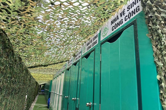 Hơn 1000 nhà vệ sinh được lắp đặt để phục vụ người dân và du khách dịp đại lễ