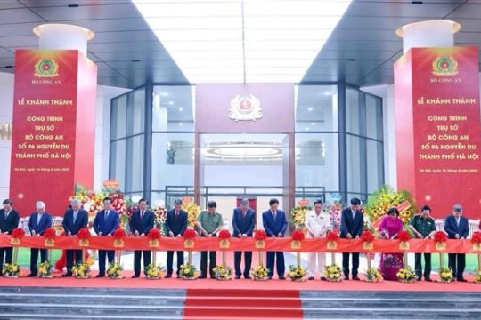 Party chief attends inauguration of Ministry of Public Security's Headquarters
