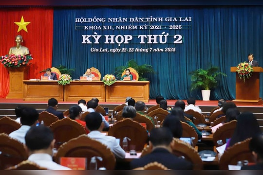 Bài 1: Đồng hành tháo gỡ khó khăn, vướng mắc