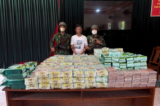 Triệt phá đường dây vận chuyển xuyên quốc gia, thu giữ gần 300kg ma túy