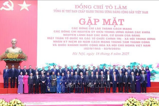 Tiếp tục phát huy tâm huyết, trí tuệ đồng hành với Đảng