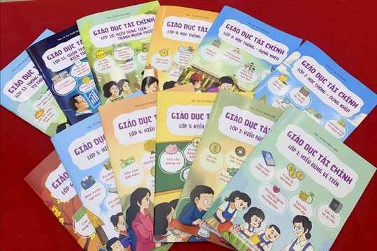 Ra mắt bộ sách “Giáo dục tài chính” dành cho học sinh phổ thông