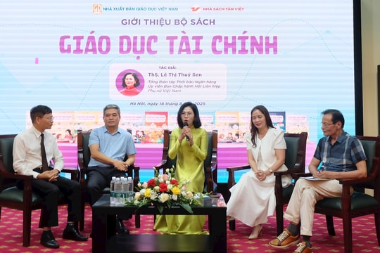 Ra mắt bộ sách “Giáo dục tài chính” dành cho học sinh phổ thông