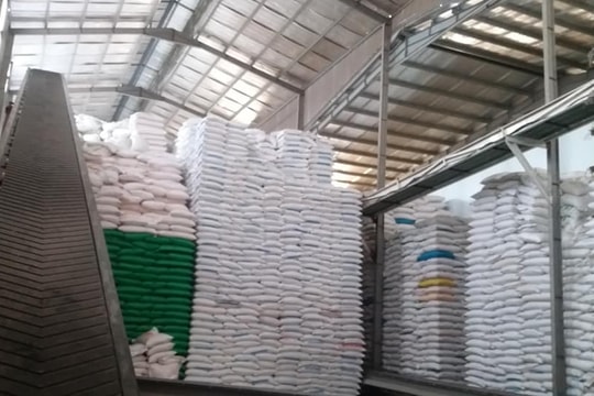 Cân bằng giữa quản lý và quyền, lợi ích của doanh nghiệp