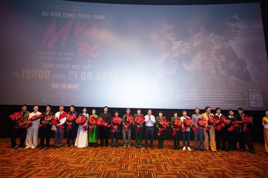 "Mưa đỏ": Khốc liệt, đau thương nhưng tràn đầy tình yêu, lòng tự hào