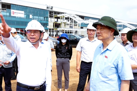 Phó Chủ tịch Quốc hội Vũ Hồng Thanh khảo sát Cảng hàng không quốc tế Long Thành