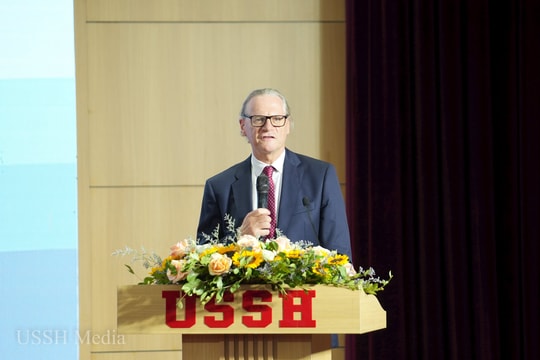 GS. Jonathan Wolff - Chủ tịch Viện Triết học Hoàng gia Anh chia sẻ về "Sức sống của chủ nghĩa Marx trong thế kỷ 21"