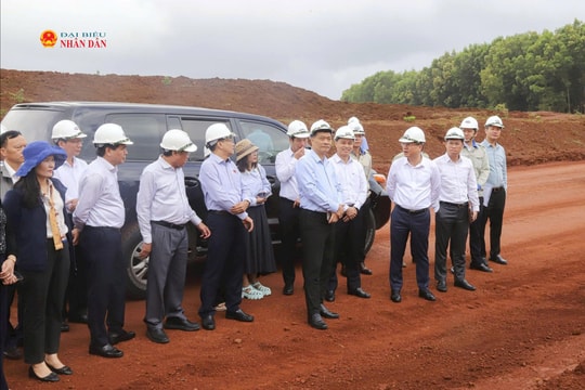 Phó Chủ tịch Quốc hội Vũ Hồng Thanh làm việc với UBND tỉnh Lâm Đồng