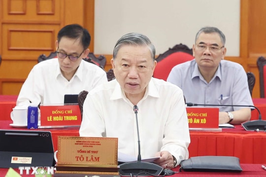 Tổng Bí thư Tô Lâm chủ trì làm việc với Ban Thường vụ Thành ủy Hà Nội và Thành phố Hồ Chí Minh