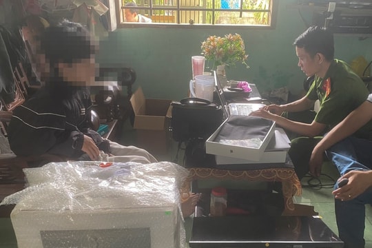 Quảng Trị: Làm giả hơn 300 hóa đơn để chiếm đoạt tài sản qua mua hàng online